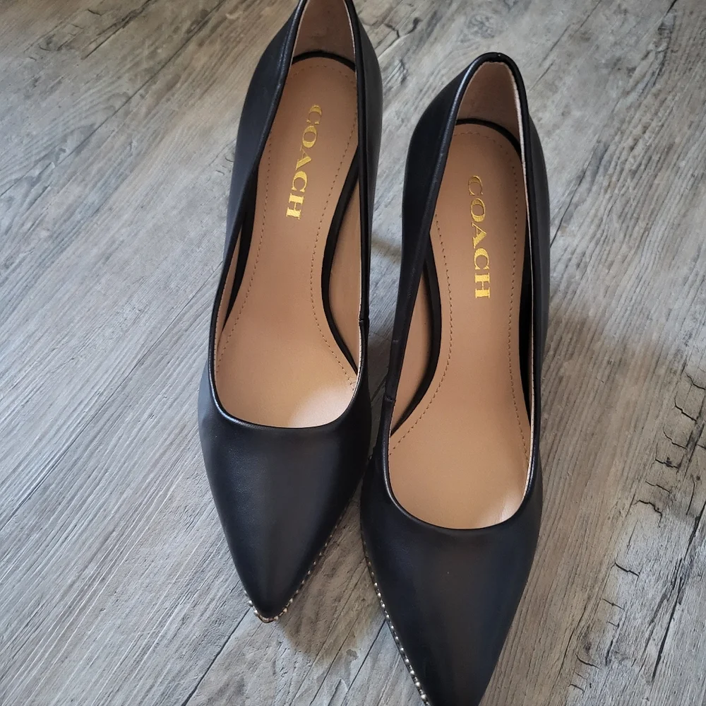 Coach Black Women's Heels "Samantha Pumps" - Picture 6 of 6